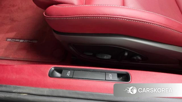 Porsche 911(992) id 3940407 из Кореи 10