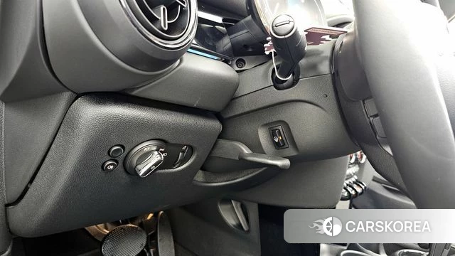 Mini Cooper Convertible id 4408201 из Кореи 10