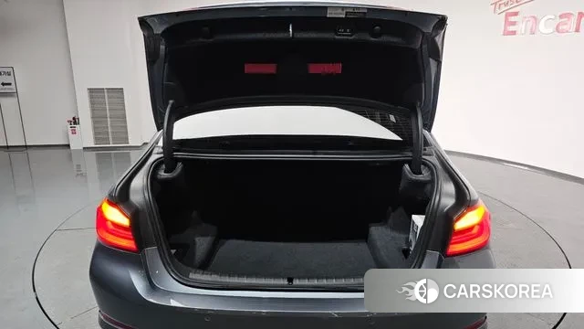 BMW 5 Series (G30) id 3547434 из Кореи 10