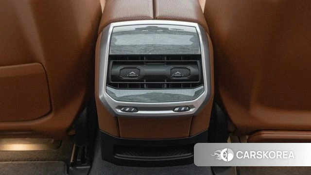 BMW i7 (G70) id 4354040 из Кореи 10