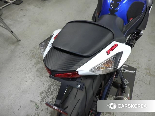 Проданный Suzuki GSX-R750 id 3997718 из Японии, фото 10