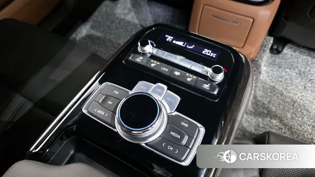 Genesis G90 id 3598326 из Кореи 10