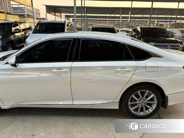 Honda Accord id 3919243 из Китая 10