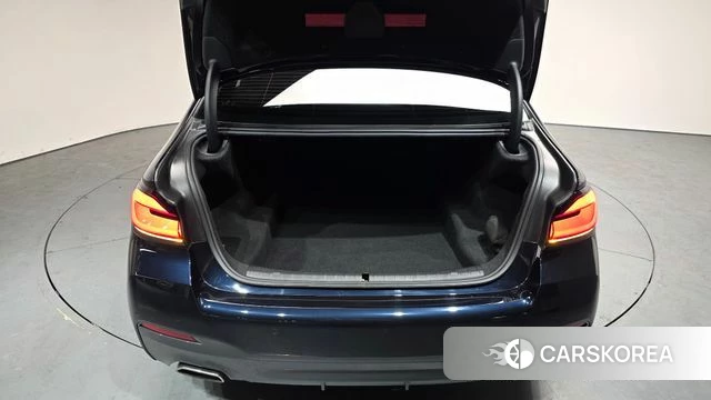 BMW 5 Series (G30) id 3922683 из Кореи 10