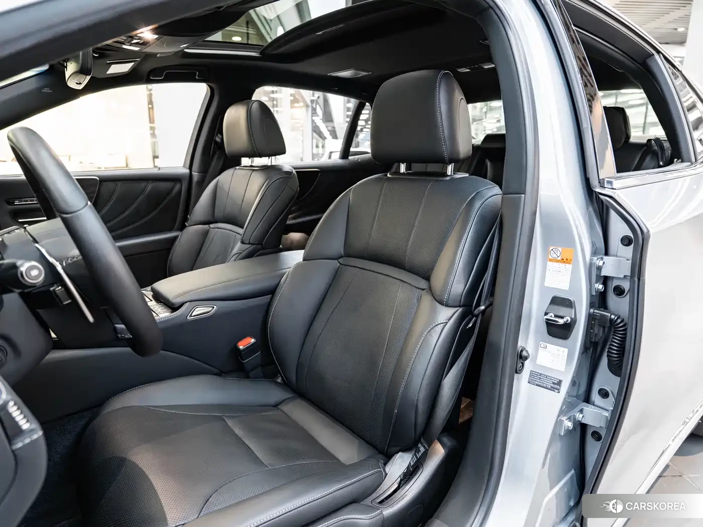 Lexus LS id 4622730 из Китая 10