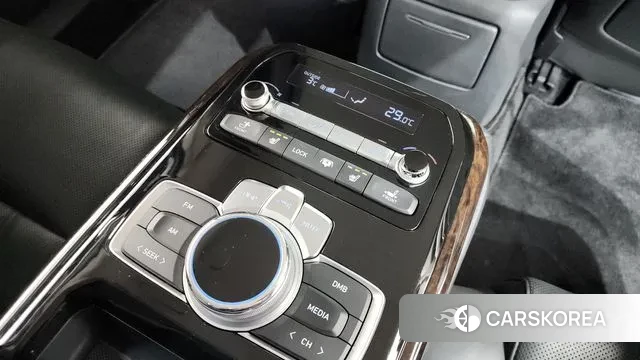 Genesis G90 id 3557779 из Кореи 10