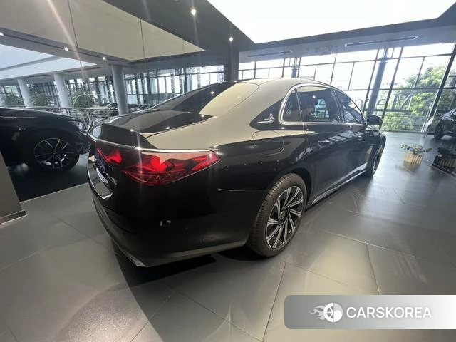Mercedes-Benz E-class id 4275400 из Китая 10