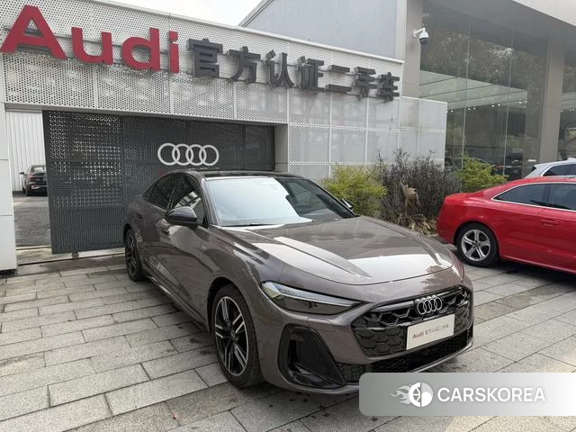 Audi A5L id 4260178 из Китая 10