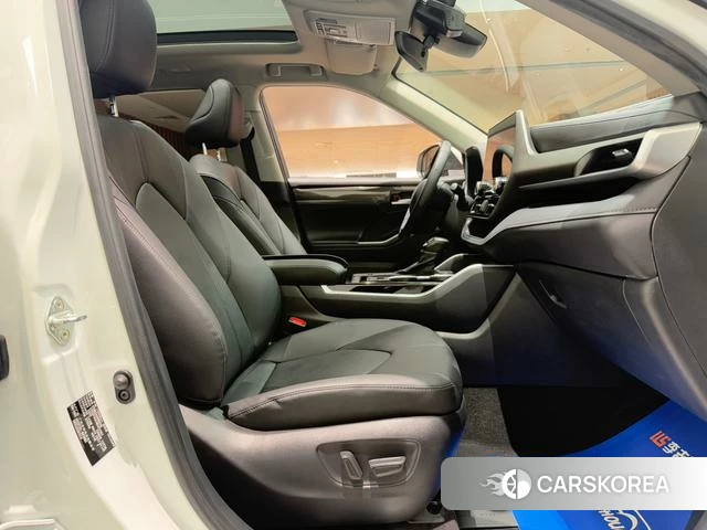 Toyota Highlander id 4365820 из Китая 10