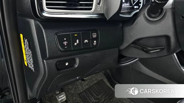 Kia Niro id 4246196 из Кореи 10