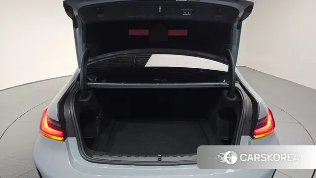 BMW 3 Series (G20) id 2925409 из Кореи 10