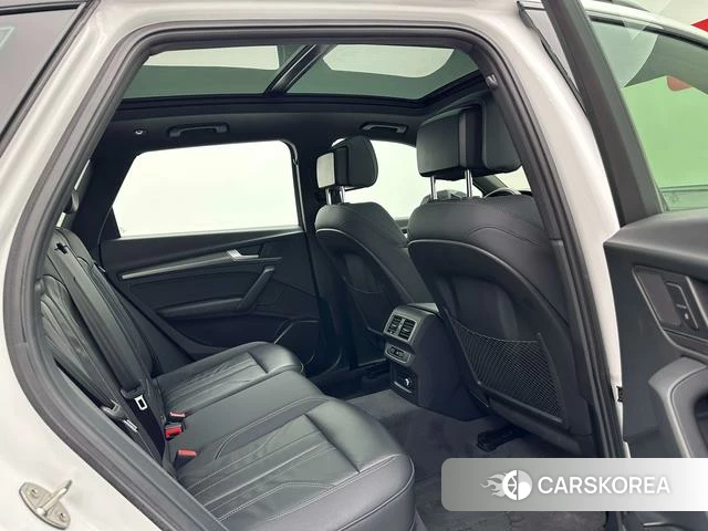 Audi Q5L id 4329097 из Китая 10