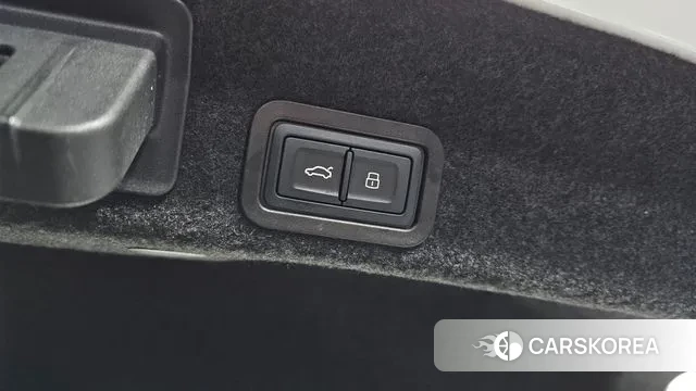 Audi A6 (C8) id 3411155 из Кореи 10