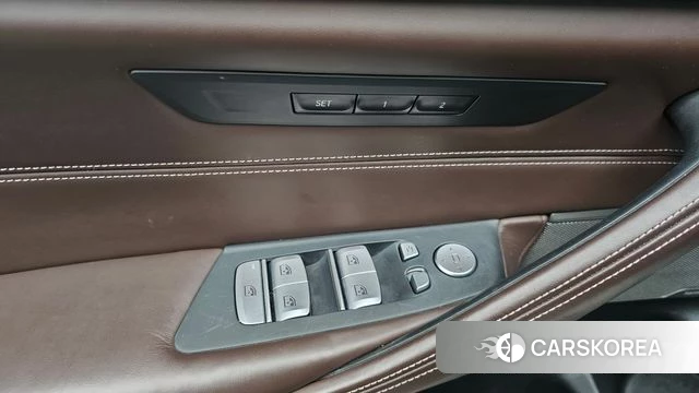 BMW 5 Series (G30) id 4245175 из Кореи 10