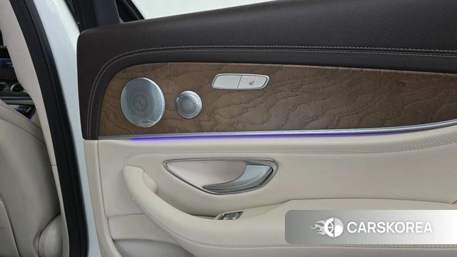 Mercedes-Benz E-Class W213 id 4491211 из Кореи 10
