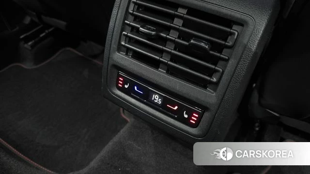 Volkswagen Golf 8th Generation id 4847876 из Кореи 10