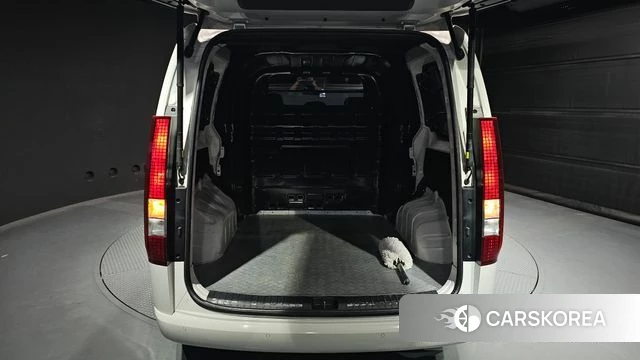 Hyundai Staria id 3922393 из Кореи 10