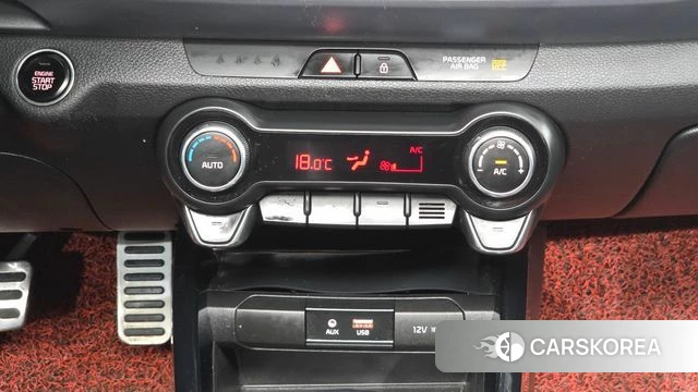 Kia Stonic id 4755306 из Кореи 10