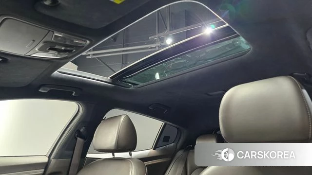 Kia Stinger id 3829018 из Кореи 10