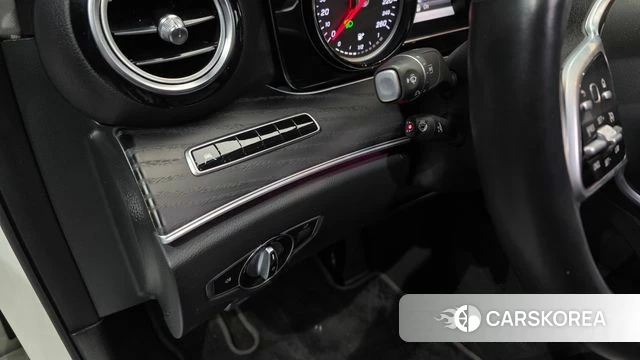 Mercedes-Benz E-Class W213 id 3879849 из Кореи 10