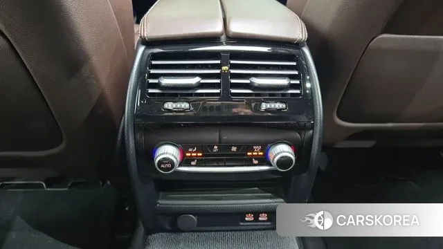 BMW 5 Series (G30) id 3362134 из Кореи 10