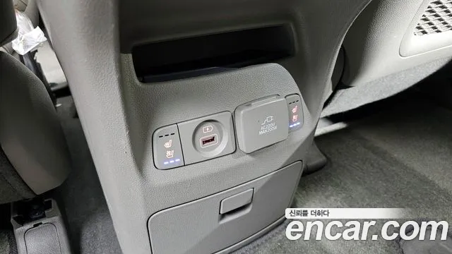 Kia The New Carnival id 2501977 из Кореи 10