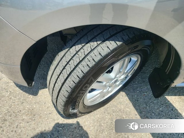 Hyundai The New Grand Starex id 4356697 из Кореи 10