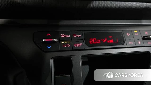 Kia The New Kia Ray EV id 4897773 из Кореи 10