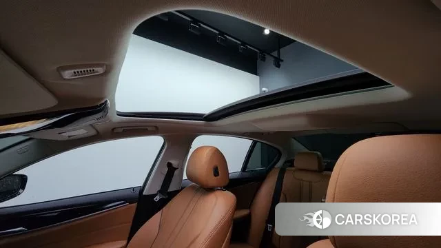 BMW 5 Series (G30) id 3050776 из Кореи 10