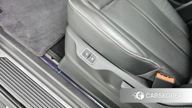 Hyundai Staria id 3933935 из Кореи 10
