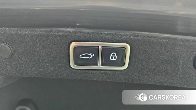 Hyundai Grandeur Hybrid (GN7) id 4488285 из Кореи 10