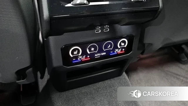 BMW 5 Series (G60) id 3377286 из Кореи 10