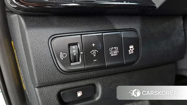 Kia Niro id 3009389 из Кореи 10