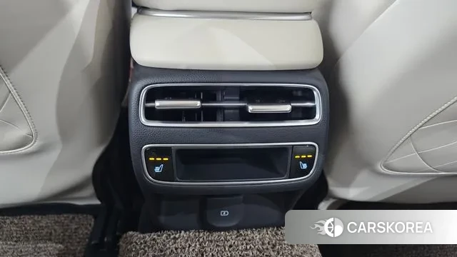 Genesis GV70 id 3399780 из Кореи 10