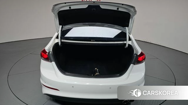 Hyundai Avante AD id 4918910 из Кореи 10