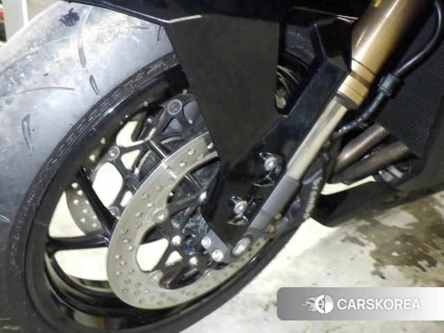 Suzuki GSX-S1000GT id 3947637 из Японии 10