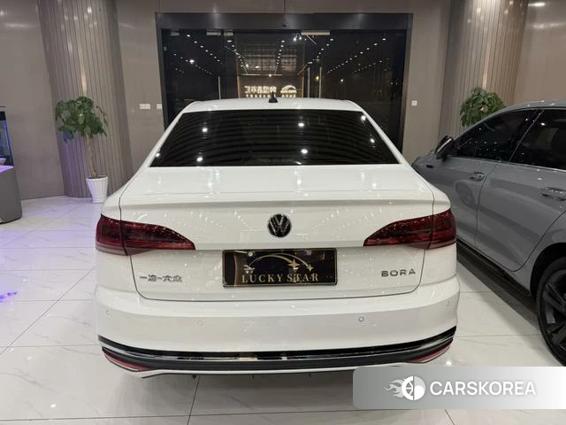 Volkswagen Bora id 4199051 из Китая 10