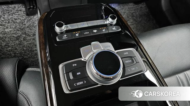 Genesis G90 id 4304903 из Кореи 10