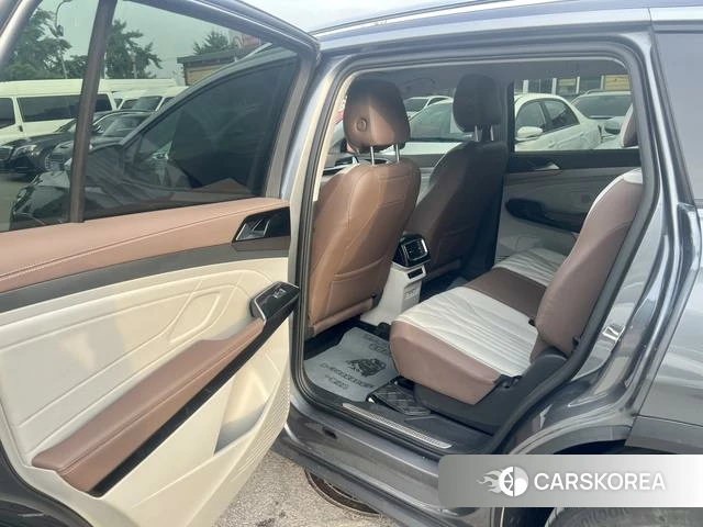 Volkswagen ID.6 X id 4374531 из Китая 10