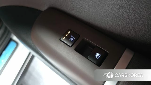 Hyundai Grandeur Hybrid (GN7) id 4540803 из Кореи 10