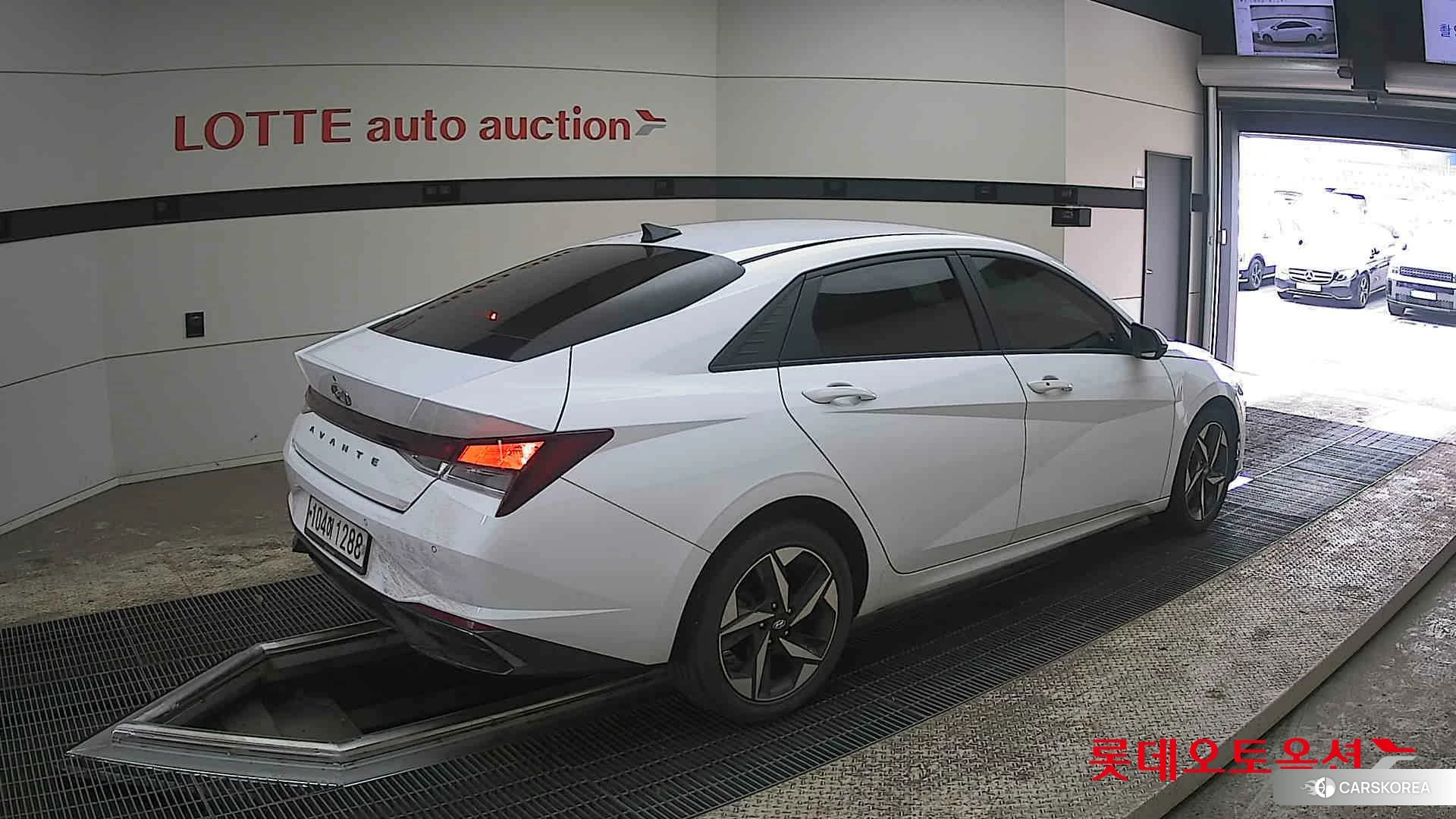 Hyundai Avante id 3888336 из Кореи 10