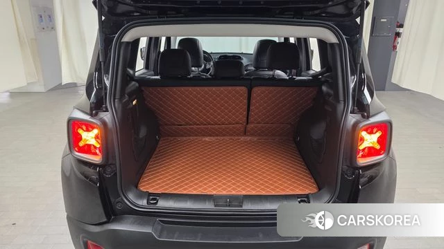 Jeep Renegade id 4698381 из Кореи 10