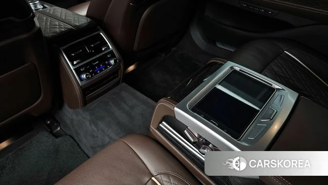 BMW 7 Series (G11) id 4410621 из Кореи 10