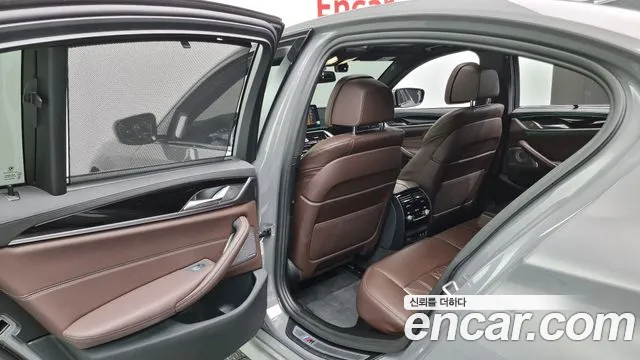 BMW 5 Series (G30) id 2712578 из Кореи 10