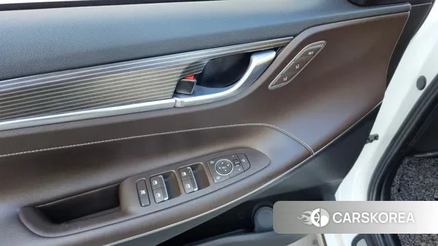 Hyundai Grandeur IG id 3292392 из Кореи 10