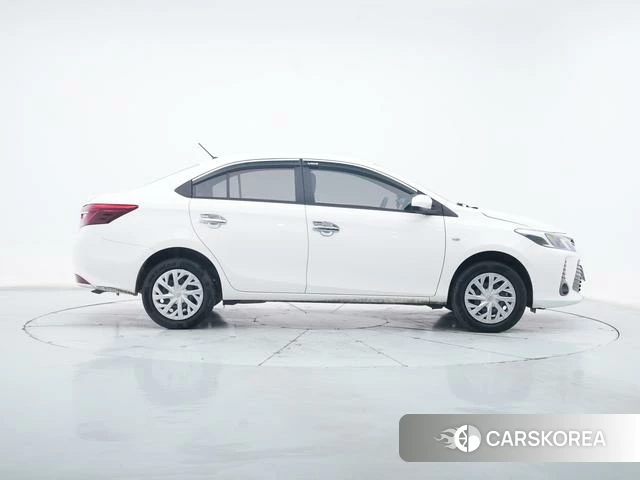 Toyota Vios id 4320959 из Китая 10