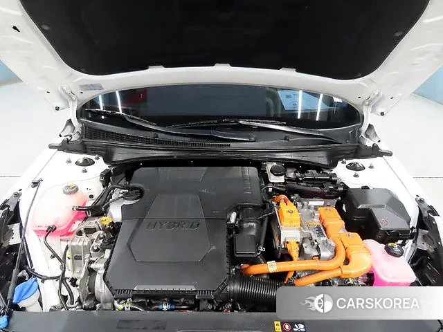 Hyundai Avante Hybrid (CN7) id 3054632 из Кореи 10