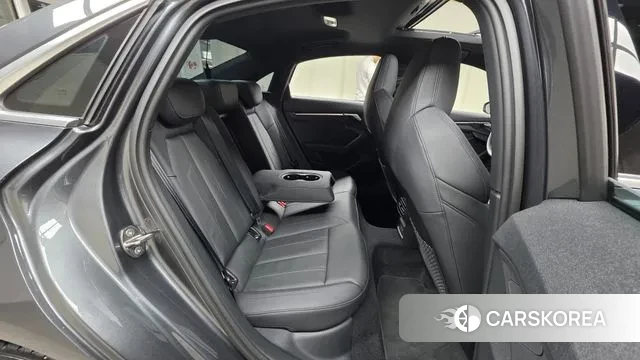 Audi A3 (8Y) id 3365450 из Кореи 10