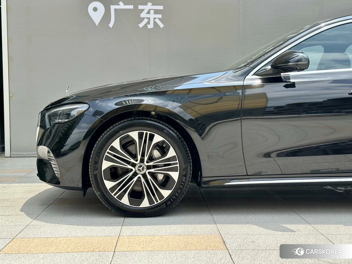 Mercedes-Benz E-class id 4420461 из Китая 10