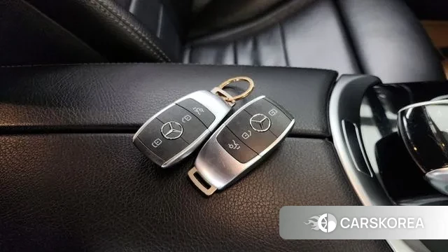 Mercedes-Benz C-Class W205 id 3573659 из Кореи 10